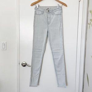 Hollister high-waisted skinny jeans